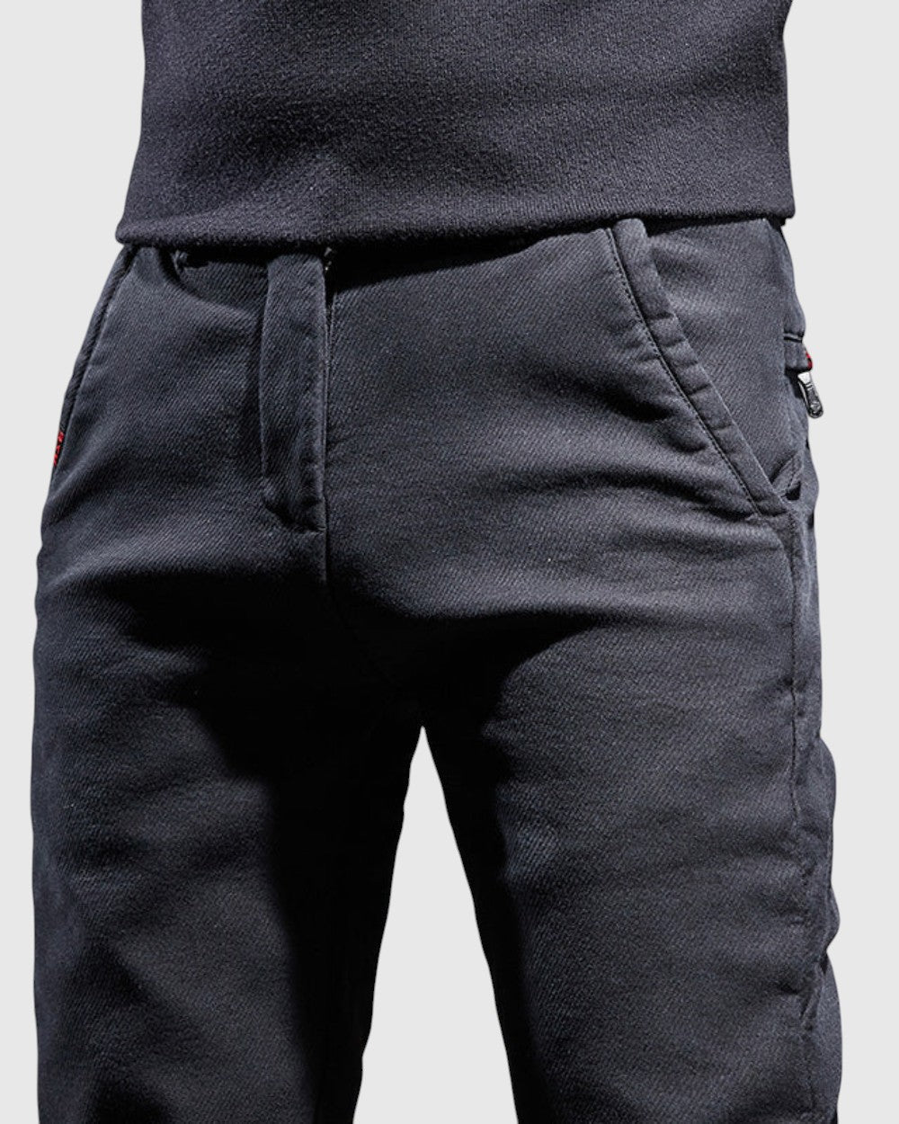 Razvan | Pantaloni slim fit pentru bărbați