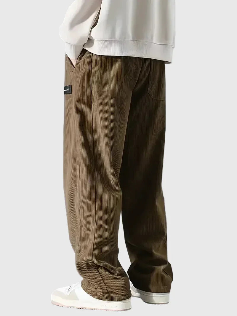 Emil | Pantaloni de Catifea Semisă
