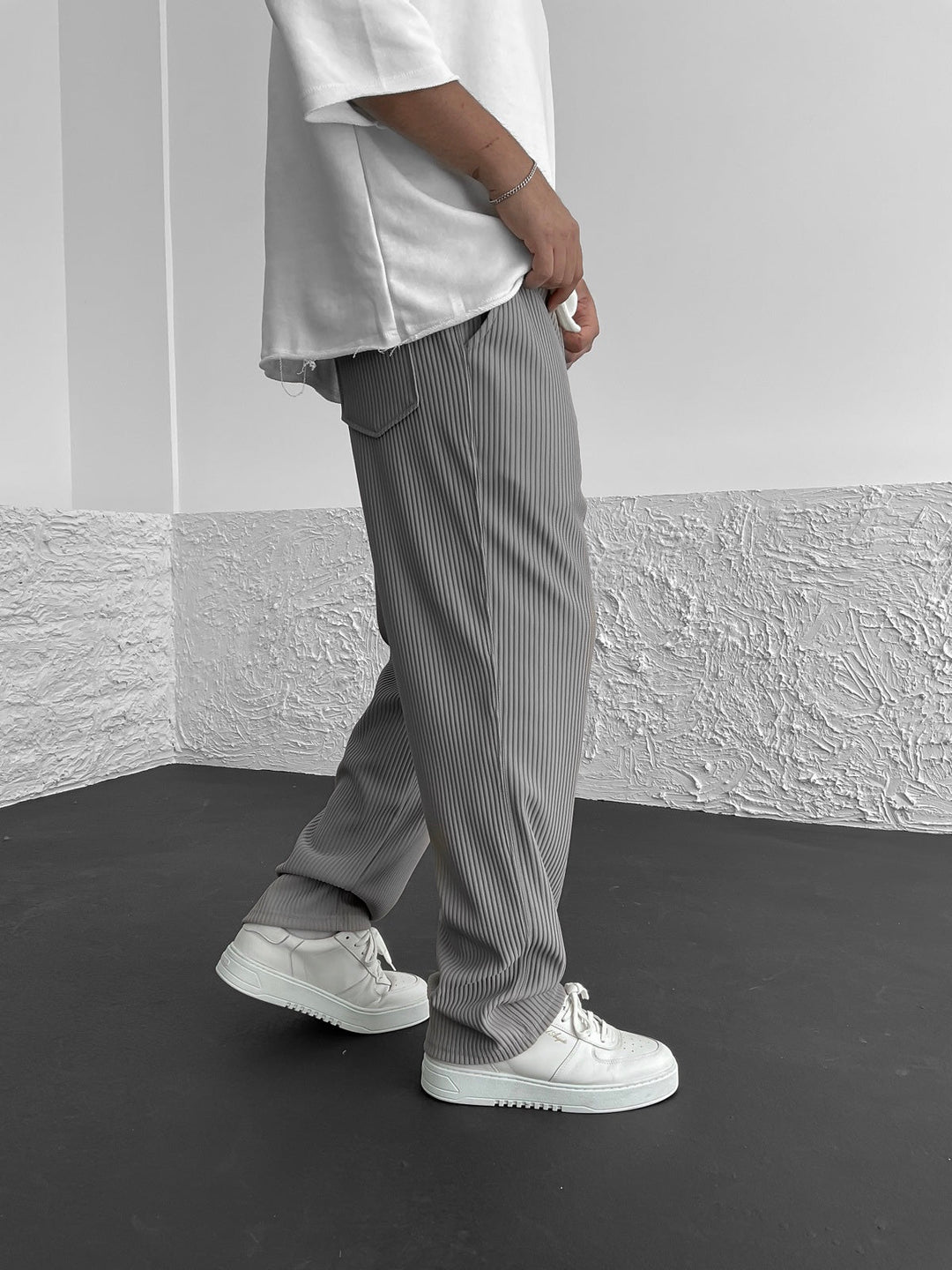 George | Pantaloni confortabili din material cu spandex cu model striat